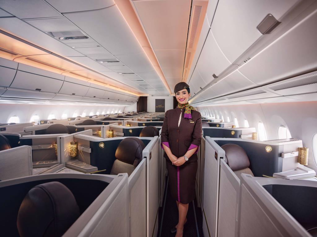 ct-hw-image-Etihad-cabin-crew-business-blog-2